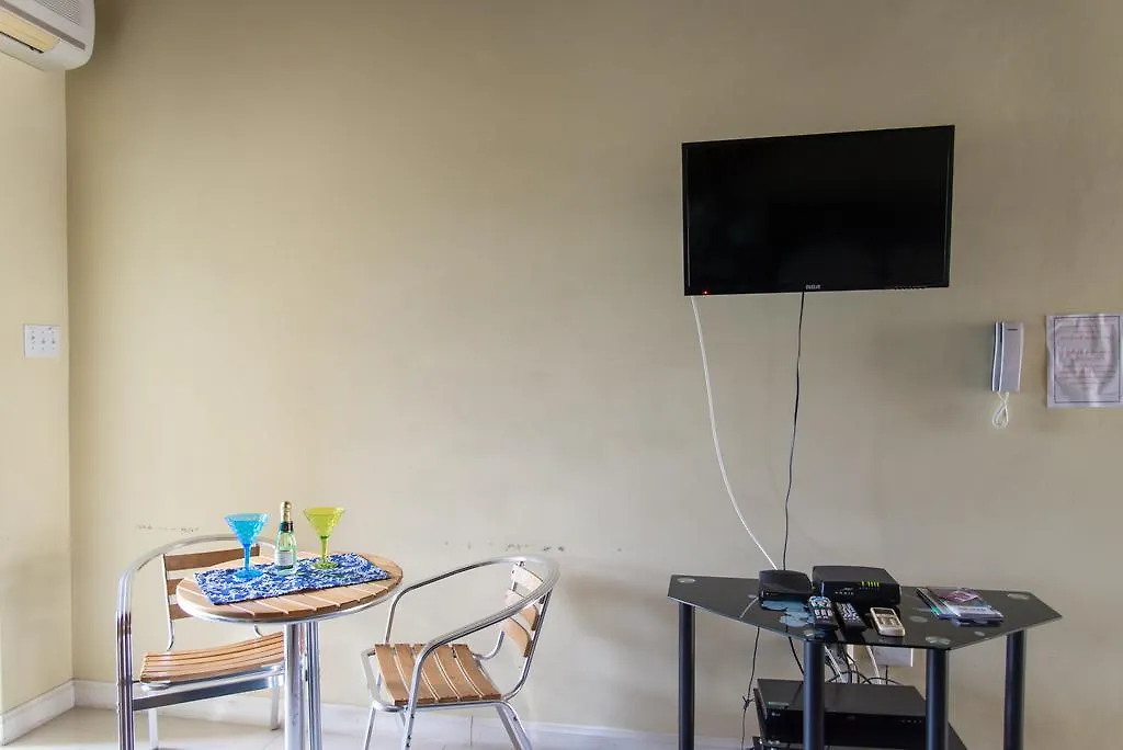 Claude Clarke Suites Montego Bay 0*,  Jamaica